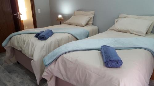 Port Nolloth Ski Chalet | Relax at Sunset Lagoon: Pet and Child-Friendly Escapes