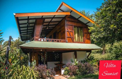 Drake Bay Cabin | Beachfront Sunset Lodge: Pet Friendly & Rated 9/10