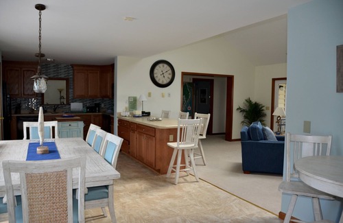 Rock Hall House | Tranquil Sunset Lodge on the Bay with Ocean View & Pool
