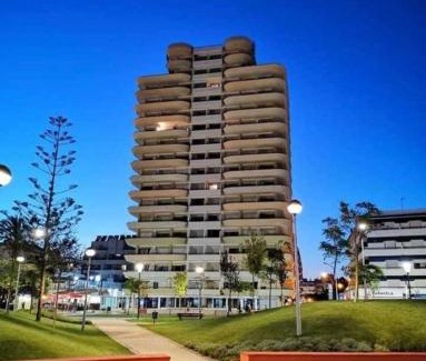 Vila Real Santo Antonio Apartment | Cozy Sunset Lover Aparthotel with Oceanfront Views