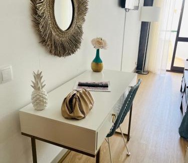Vila Real Santo Antonio Apartment | Cozy Sunset Lover Aparthotel with Oceanfront Views