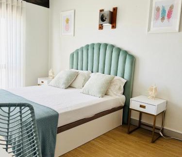 Vila Real Santo Antonio Apartment | Cozy Sunset Lover Aparthotel with Oceanfront Views