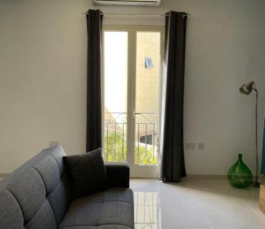 Birzebbuga Apartment | Cozy Sunset Modern Apartment Steps from the Beach