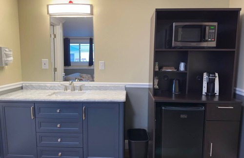 St Ignace Hotel | Discover Sunset Motel of St. Ignace – Guest Rated 9.6/10