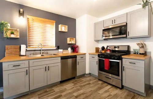 Twentynine Palms House | Perfect Retreat Near Joshua Tree National Park for Families