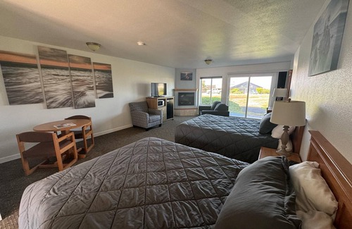 Bandon Hotel | Inviting Sunset Oceanfront Lodging with Pool and Spa