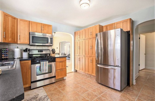 Spring Lake House | Experience Sunset on Savidge: Steps from the Beach!