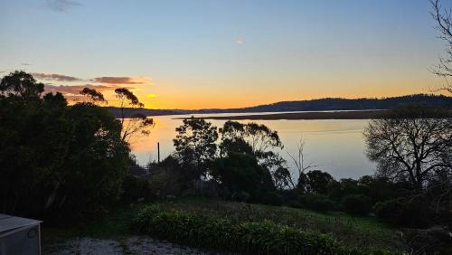 Legana House | Sunset on Tamar