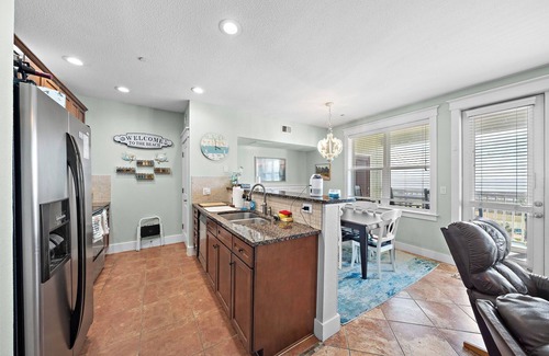 Red Fish Cove Condo | Sunset on the Bay | Pet-friendly, Pool Access