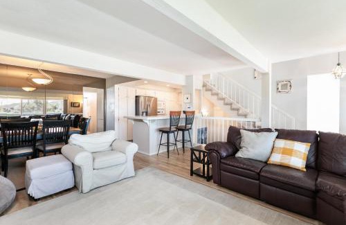 Hermosa Beach House | Discover Family-Friendly Comfort at Sunset Palace Hotel