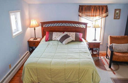 Town of Ledyard Cottage | Lakefront Retreat: Sunset Paradise with Hot Tub & Boat Lift