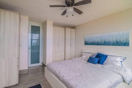Isla Verde Apartment | Unforgettable Sunset Paradise Rentals - Isla Verde Beach