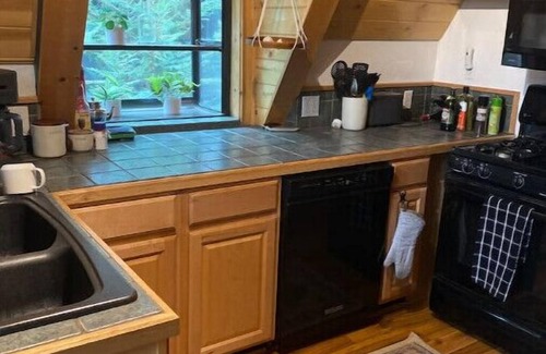 Sugarloaf Cabin | Unforgettable Stay at Sunset Point A Modern A-Frame