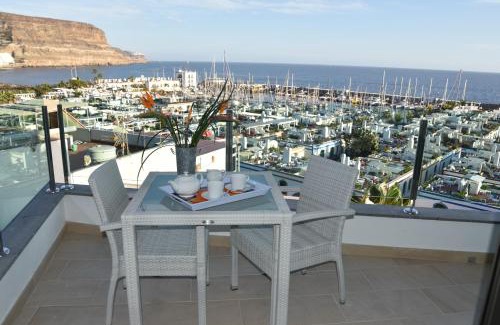 Lomo Quiebre Apartment | Inviting Sunset Puerto de Mogan with Ocean View & Hot Tub