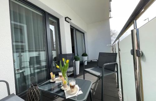 Grzybowo Apartment | Unwind at Sunset Resort: Beachfront Escape with Ocean Views