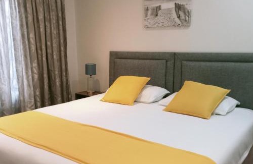 Humewood House | Sunset Retreat Guesthouse