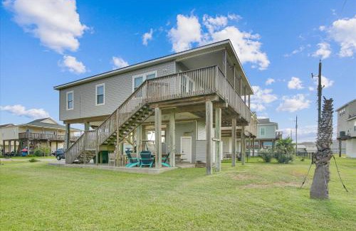 Terramar Beach House | Unforgettable Sunset Retreat with Pool & Family-Friendly Fun