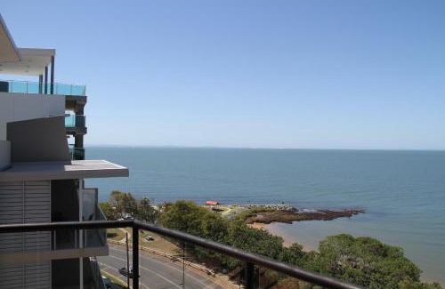 Redcliffe Apartment | Relaxing Oceanfront Retreat at Sunset Sails Redcliffe