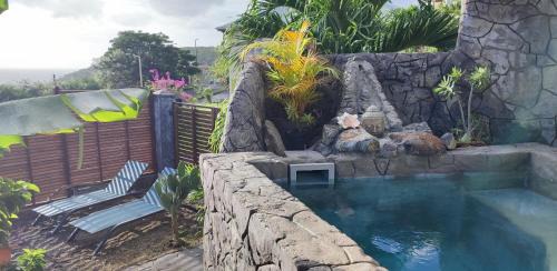 Case-Pilote House | Oceanfront Sunset Sapphire with Pool & Excellent Reviews