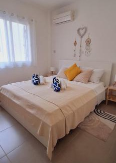 Aglantzia Apartment | Sunset Sea View Apartment in Kissonerga