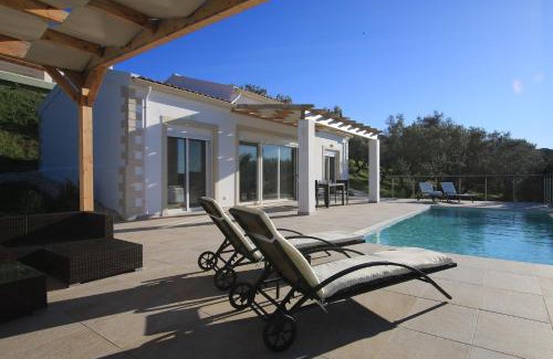 Kavvadades Villa | Oceanfront Sunset Sea View Villa with Pool & Top Reviews