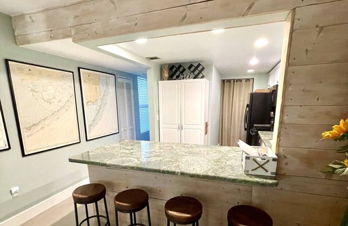 Key Largo Condo | Experience Sunset Serenity at Moon Bay: Waterfront Bliss