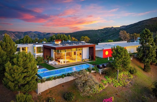 Malibu House | Sunset Shores Malibu Pool Gym Panoramic Views