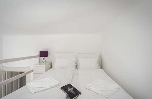 Kispest Apartment | Impressive Sunset Square Studio with Gallery & Family Amenities