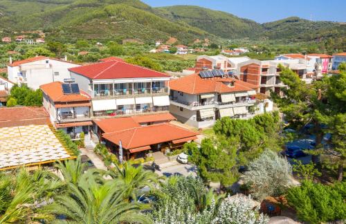 Toroni House | Oceanfront Sunset Studios: Top Rated Stay with Breakfast