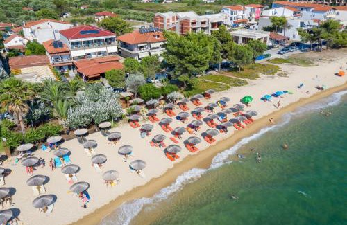 Toroni Apartment | Seaside Suites at Sunset Studios with Ocean View Amenities