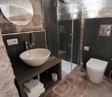 Molfetta House | Experience the Sunset Suite: Family-Friendly with Hot Tub