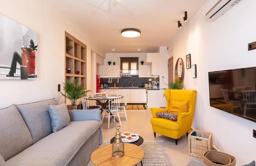 Rethymno Apartment | Ocean View Sunset Suite in Réthimno - Rated 10/10 by Guests
