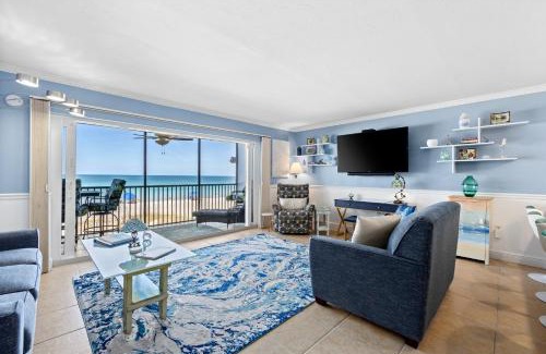 Bradenton Beach Apartment | Sunset Terrace 109