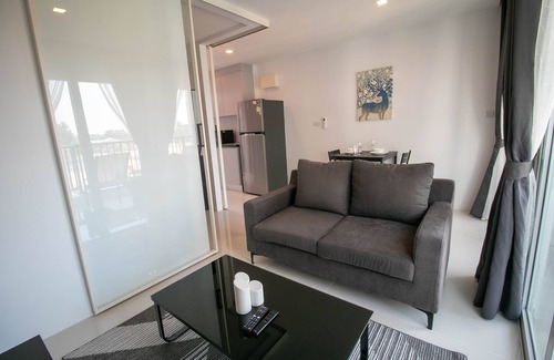 Kram Condo | Cozy 1 Bedroom Suite with Pool and Breakfast Amenities