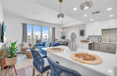 North Trail Condo | Scenic Sunset View Condo Near Downtown Sarasota