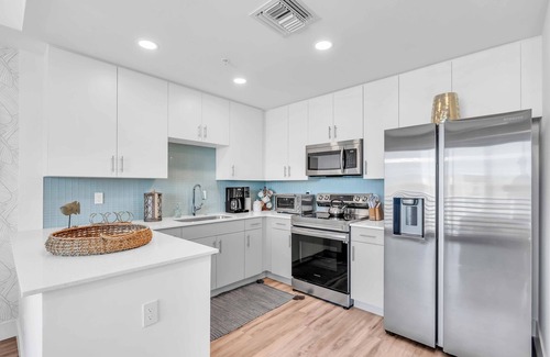 North Trail Condo | Scenic Sunset View Condo Near Downtown Sarasota