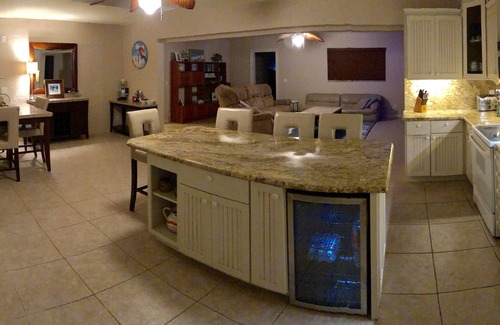 Cudjoe Gardens House | Pet-Friendly Escape in Paradise with Ocean Views