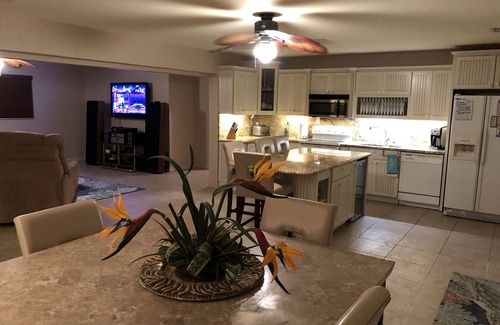 Cudjoe Gardens House | Pet-Friendly Escape in Paradise with Ocean Views