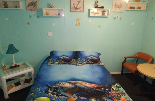 Alamo Hotel | Pet-Friendly Sunset View Inn with Great Amenities & Reviews