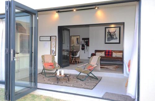 Underberg Apartment | Cozy Sunset View Cottage - Guest Rated 9.9/10!