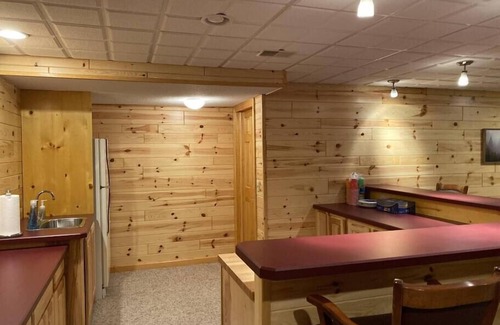 Lewiston House | Unforgettable Sunset View with Child-Friendly Amenities