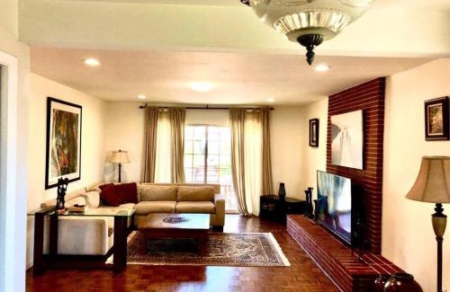 El Cerrito Apartment | Experience Sunset View: Perfect for Families and Pets