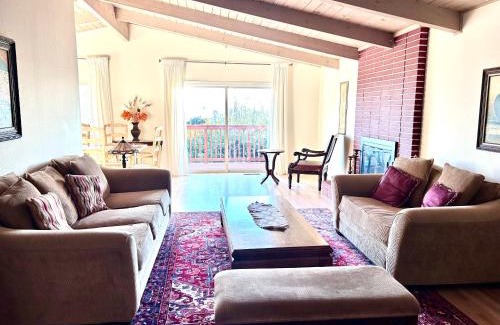 El Cerrito Apartment | Experience Sunset View: Perfect for Families and Pets
