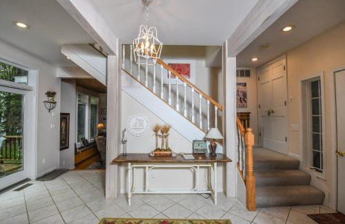 Swanton House | Experience Sunset View: Family-Friendly Comfort Awaits