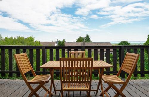 Breitenbrunn House | Sunset View Weekend house with lake view, balcony, garden, parking