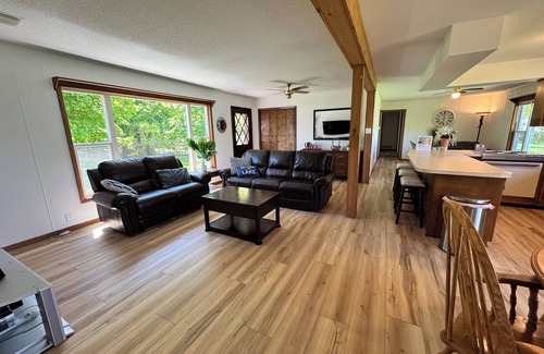 Richville House | Discover Sunset Views at Walker Lake with Beach Access