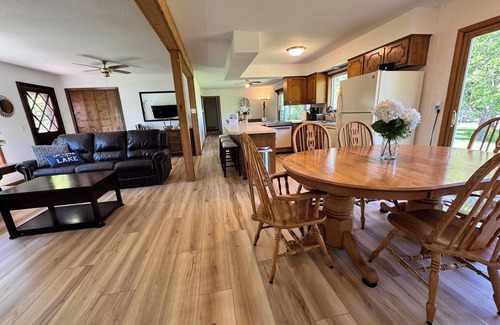 Richville House | Discover Sunset Views at Walker Lake with Beach Access