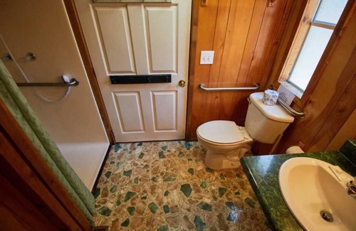 Weatherford Cabin | Relaxing Oasis with Sunset Views, Outdoor Pool & Full Kitchen