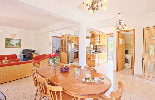 Nea Dimmata Villa | Inviting Stay with Sunset Views and Large Pool Access