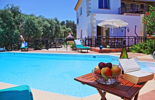 Nea Dimmata Villa | Inviting Stay with Sunset Views and Large Pool Access